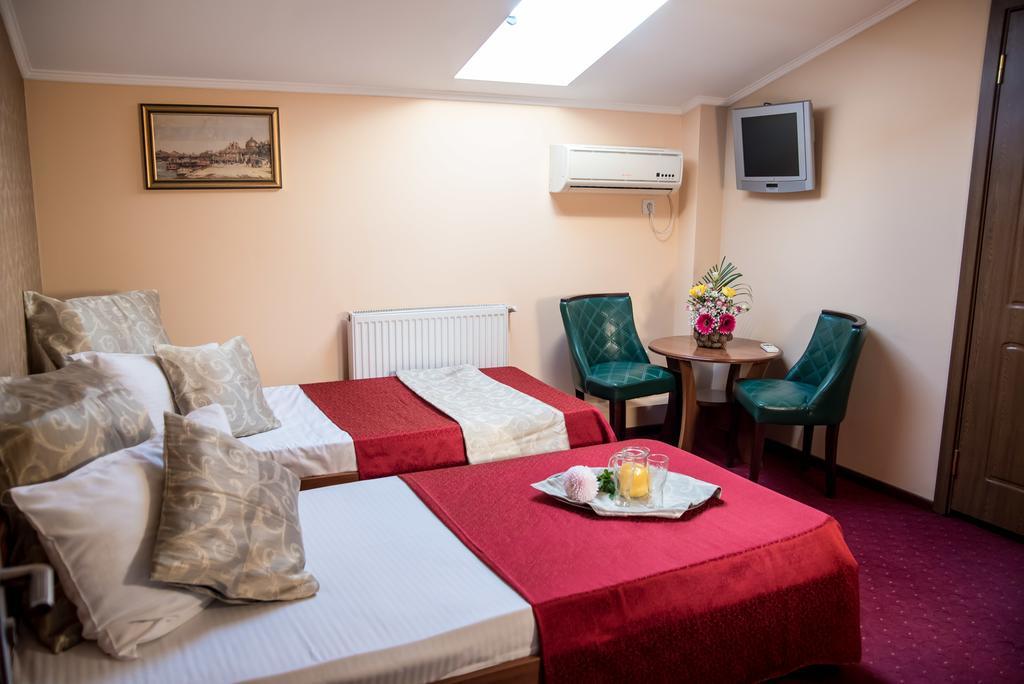 Class Residence Ploieşti Cameră foto