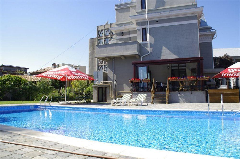 Class Residence Ploieşti Exterior foto